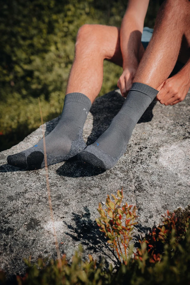 FALKE TK2 Explore Cool Men Trekking Socks