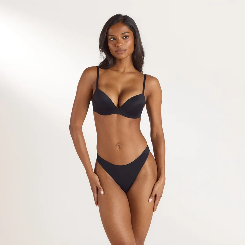 PillowSoft™ Hoge Push-Up BH - Zwart
