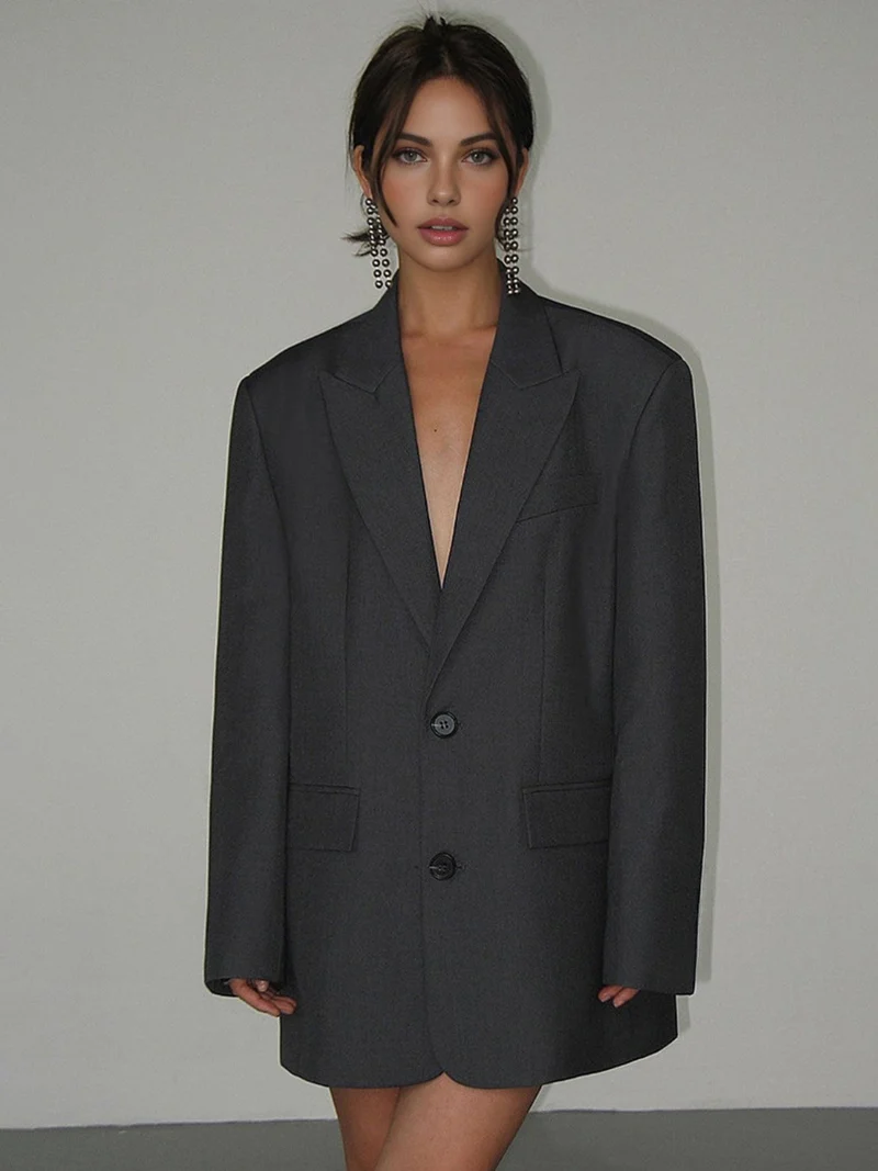 Arlienne – Women’s Longline Lapel Blazer
