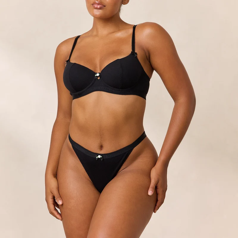 Rosebud Ribbed Balcony BH - Zwart