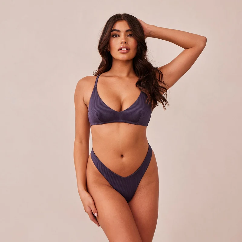 Ribbed Triangle BH - Blauw Houtskool