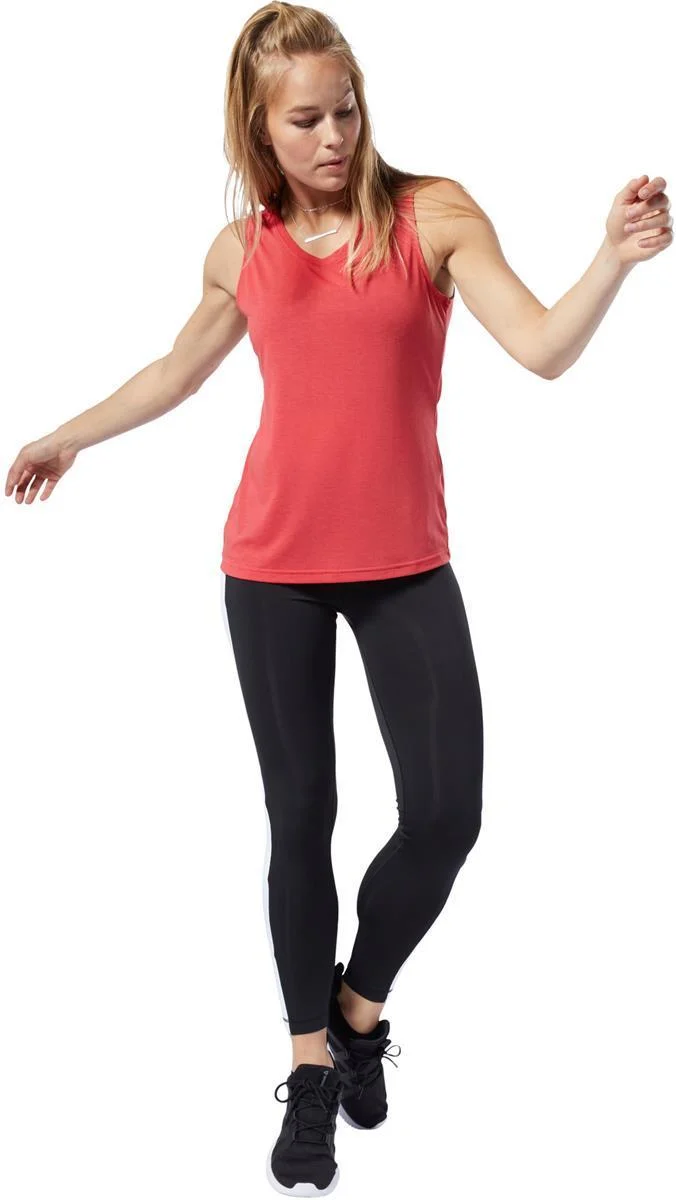 Linear Logo Tight