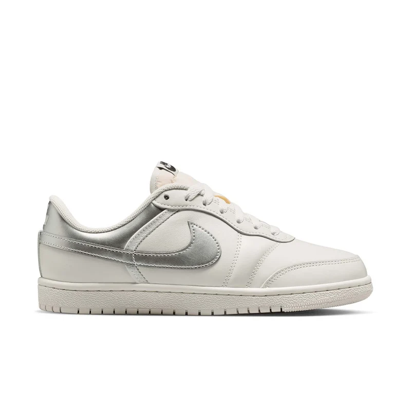 Air Jordan Skyline Low schoenen